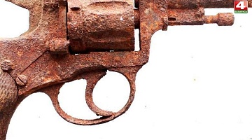 <b>Новости Гродно. 19.05.2020</b>. Найдены два револьвера времён Второй мировой войны