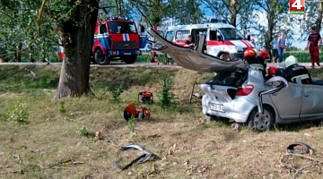 <b>Новости Гродно. 26.07.2019</b>. Семеро подростков попали в аварию в Слонимском районе